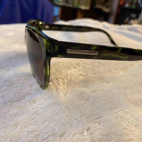 Burberry green-tortoise shell sunglasses main image 4